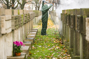 Kolejne 360 krzyży na Cmentarzu Pomniku Bohaterów „Zaspa” zostanie oczyszczonych...