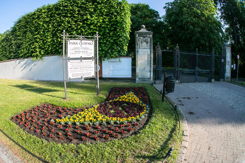 Wejście do Parku Oliwskiego