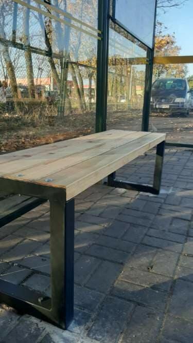 Nowe ławki zamontowane zostaną do końca listopada