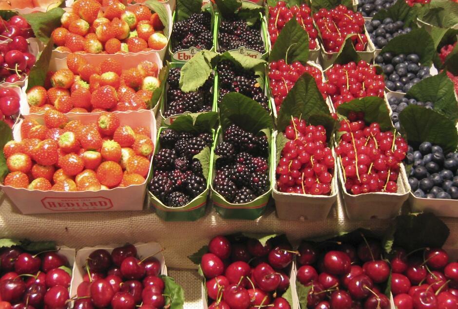 Rozstrzygnięty został konkurs na prowadzenie sezonowych punktów sprzedaży owoców i warzyw